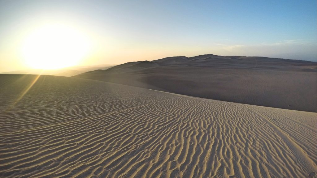 Huacachina: the desert oasis in the middle of the Peruvian desert